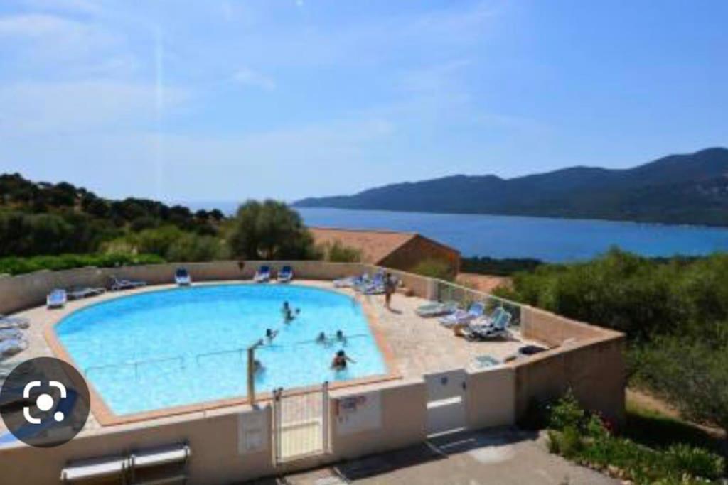 Appartement T2 Avec Piscine Aux Portes De La Plage De Cupabia Сера-ди-Феро Екстериор снимка